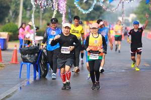 BIB: 46277
                            <button type="button" onclick="openModal(9935076)" class="btn btn-primary btn-sm float-right btn-popup" data-toggle="modal" data-target=".modal-high-quality">
                        <i class="fas fa-shopping-cart"></i> Add to Cart
                    </button>
                                            <button type="button" onclick="isThisMe(9935076, true)" class="btn btn-success btn-sm float-right btn-popup btn-isme hidden" data-toggle="tooltip" data-placement="bottom" title="นี่คือรูปของคุณใช่ไหม คลิกที่นี่เพื่อเอาเข้าอัลบั้ม">
                        <i class="fas fa-plus"></i> Add to album
                    </button>
                    <button type="button" onclick="isThisMe(9935076, false)" class="btn btn-warning btn-sm float-right btn-popup btn-isnotme hidden">
                        <i class="fas fa-ban"></i> Remove from album
                    </button>